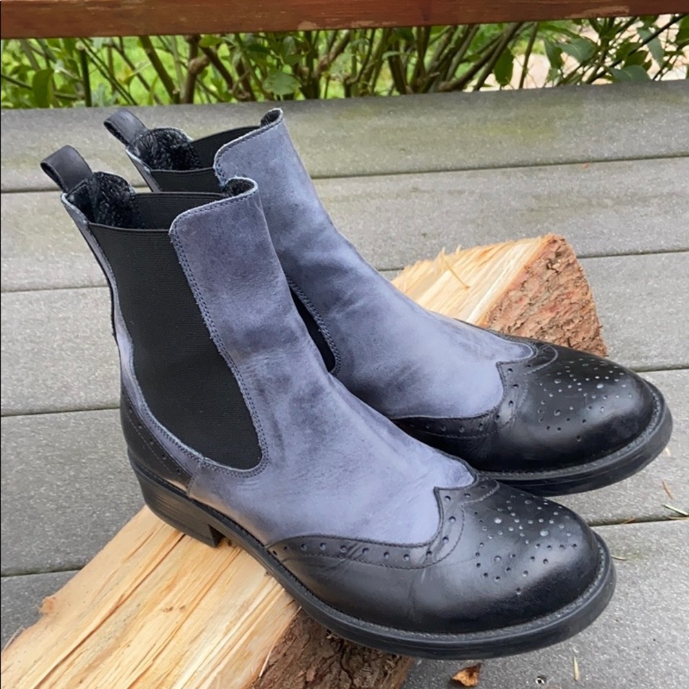 Italian leather water resistant bootie